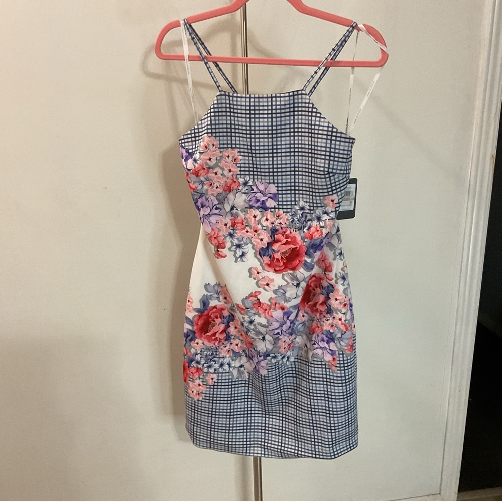 Guess Floral Checkered Mini Dress Size 12 NWT - Picture 2 of 13